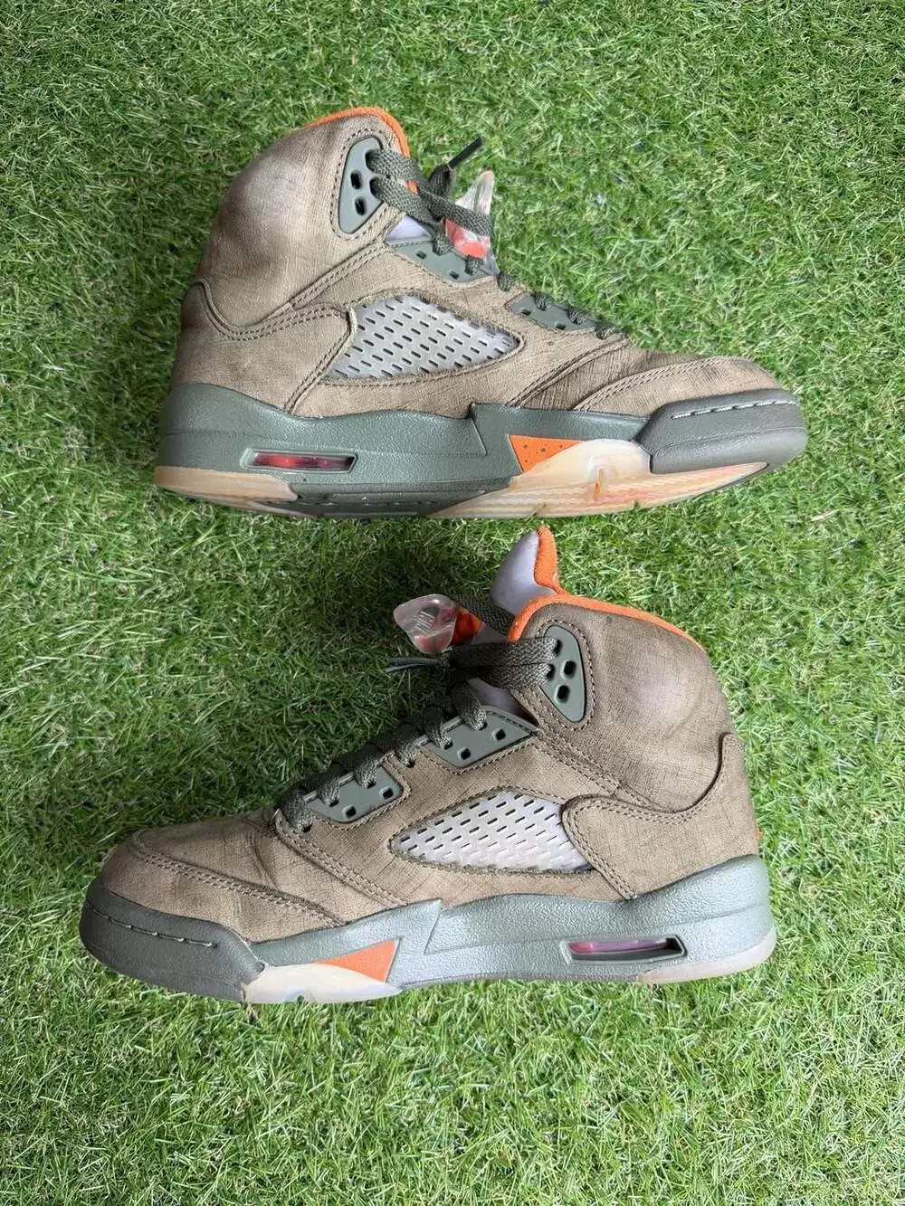 Jordan Olive 5s GS Size 5.5Y